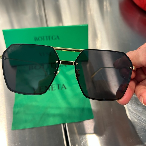 Bottega Veneta Gold-Tone Frame Sunglasses with Dark Green Lenses - Picture 4 of 6